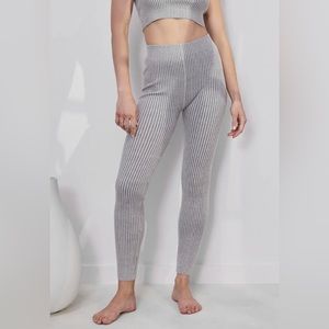 Lunya Cozy Cotton Silk Ribbed Legging (size M)